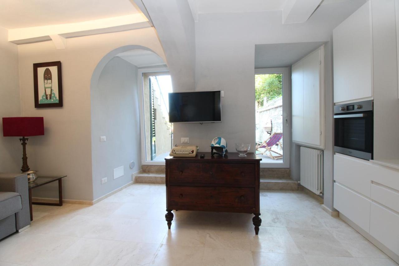 The House Of The Film Apartment Siena Exterior photo